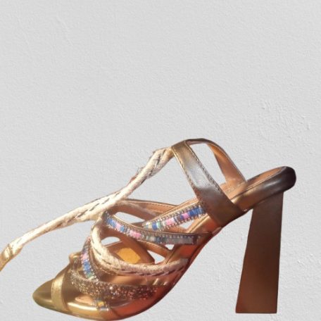 RIVER ISLAND