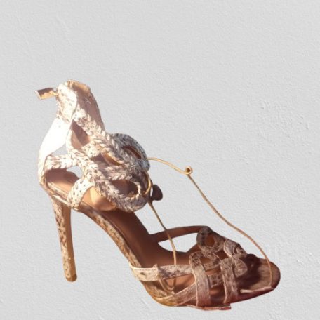 RIVER ISLAND